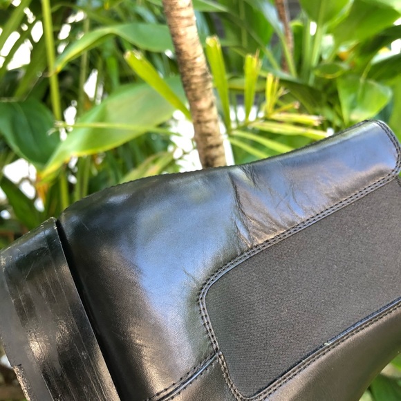 Saint Laurent Paris Leather Wyatt Chelsea Boot - Picture 6 of 7